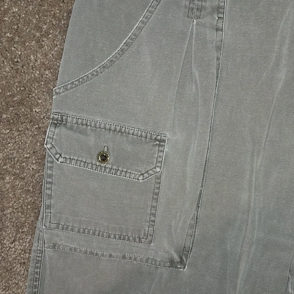 Eddie Bauer Multiple Pocket Outdoor Grey Cargo Pants Size 38